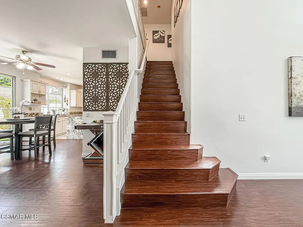 2710 Titania Place Simi Valley, CA 93063