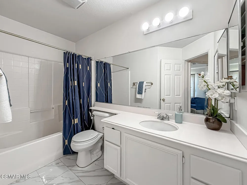 2710 Titania Place Simi Valley, CA 93063