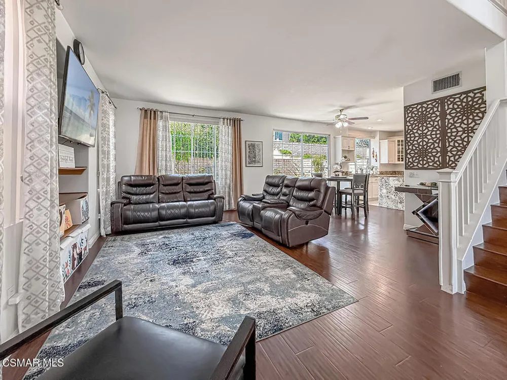 2710 Titania Place Simi Valley, CA 93063