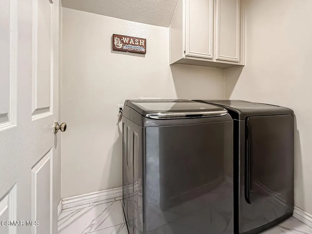 2710 Titania Place Simi Valley, CA 93063