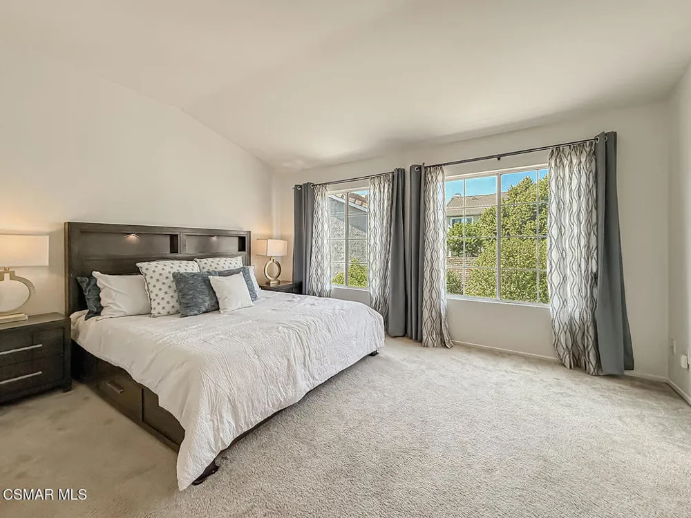 2710 Titania Place Simi Valley, CA 93063