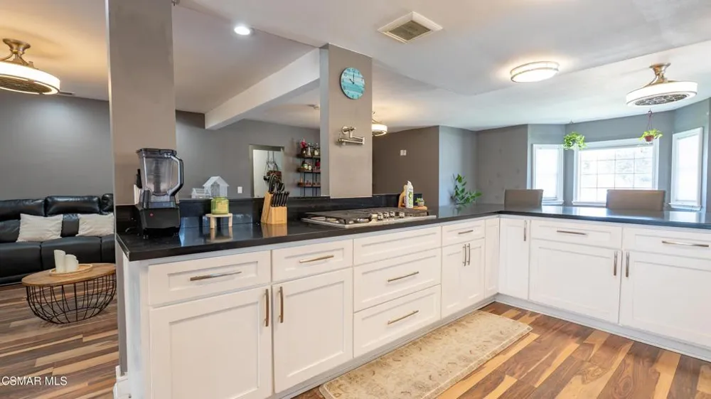 7523 Drummond Avenue Highland, CA 92346