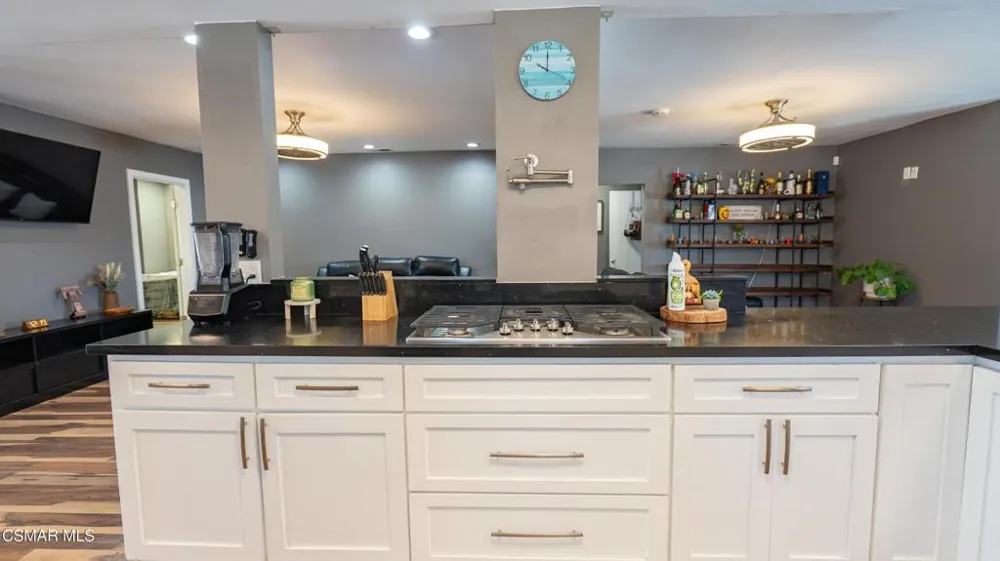 7523 Drummond Avenue Highland, CA 92346