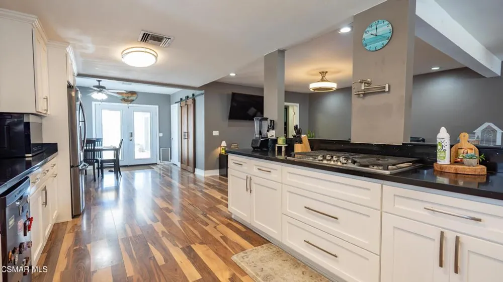7523 Drummond Avenue Highland, CA 92346