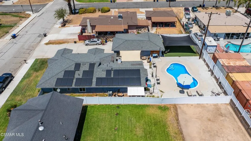 7523 Drummond Avenue Highland, CA 92346