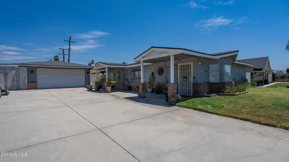 7523 Drummond Avenue Highland, CA 92346