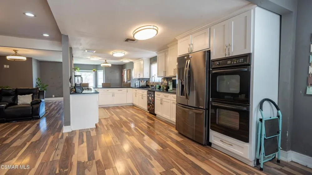 7523 Drummond Avenue Highland, CA 92346