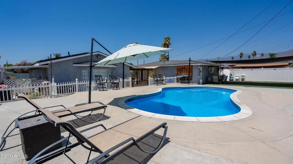 7523 Drummond Avenue Highland, CA 92346