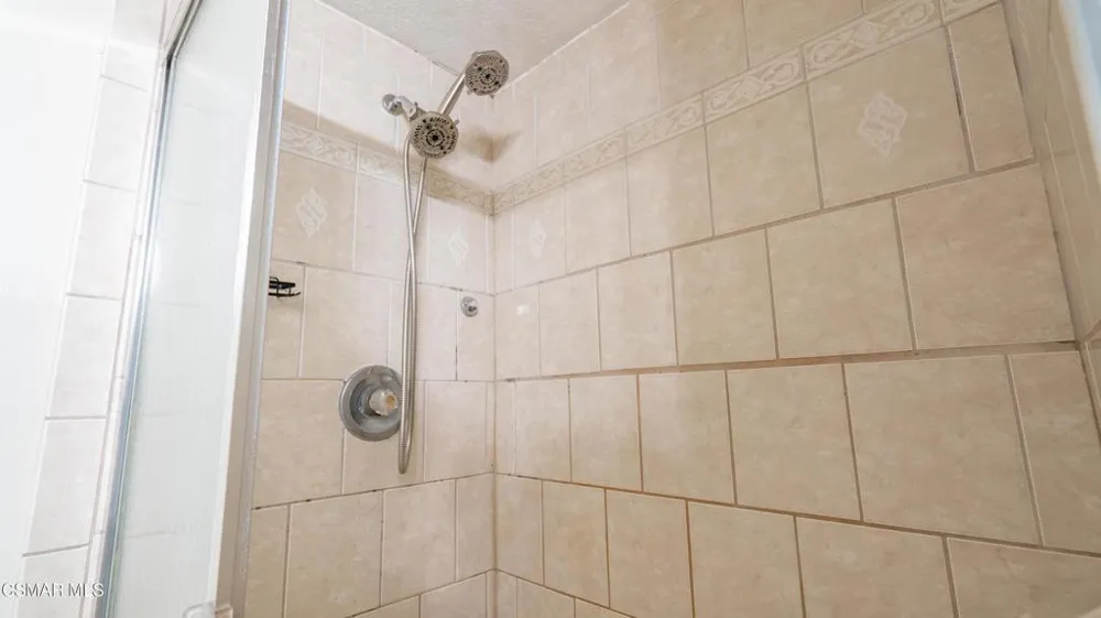 7523 Drummond Avenue Highland, CA 92346