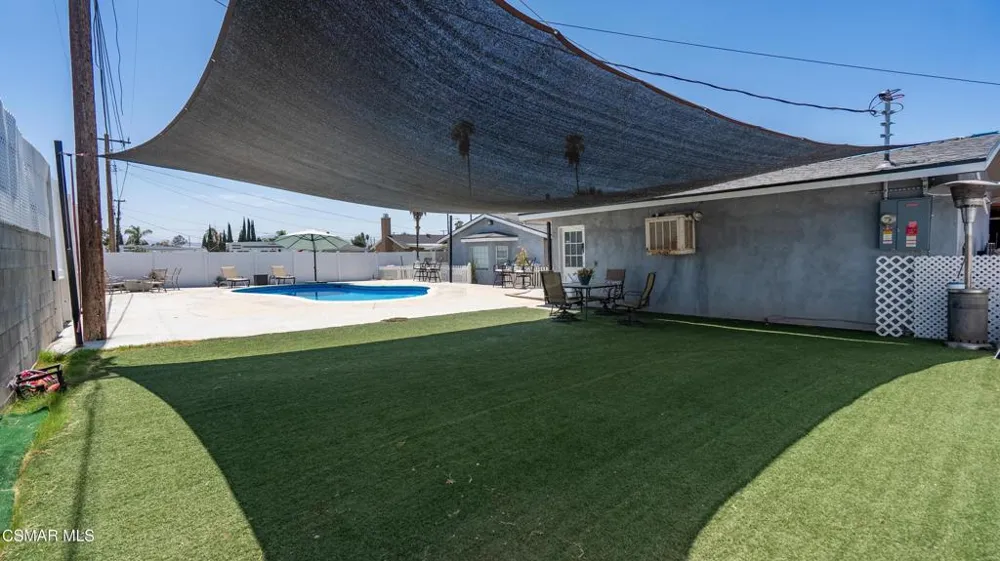 7523 Drummond Avenue Highland, CA 92346