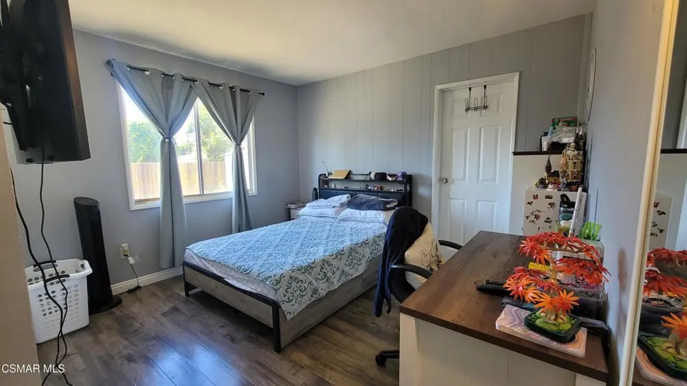 960 Ventura Avenue Simi Valley, CA 93065