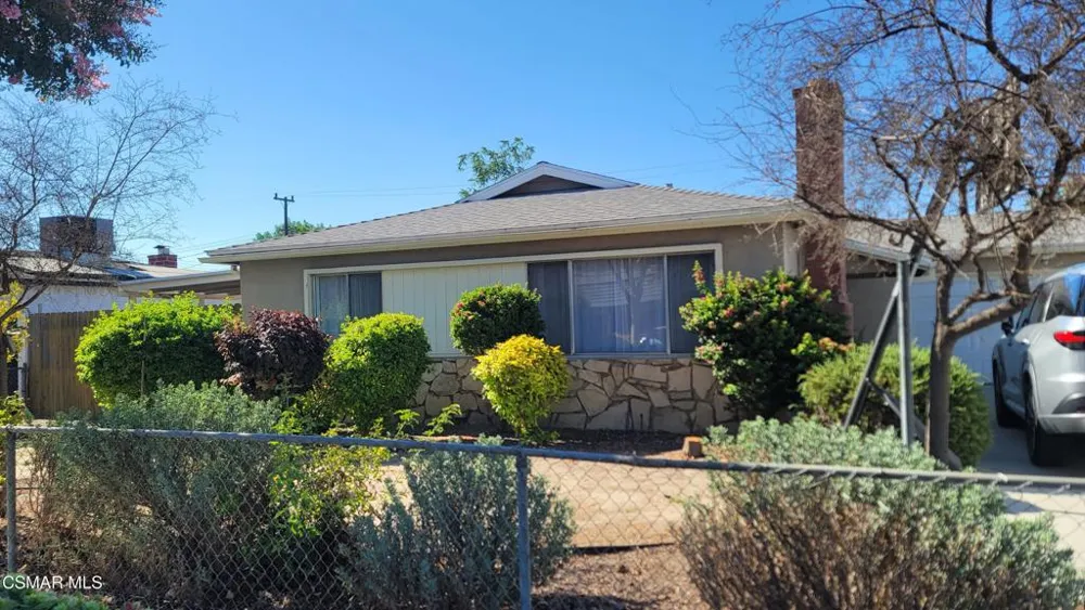 960 Ventura Avenue Simi Valley, CA 93065