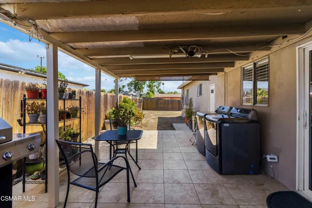 960 Ventura Avenue Simi Valley, CA 93065
