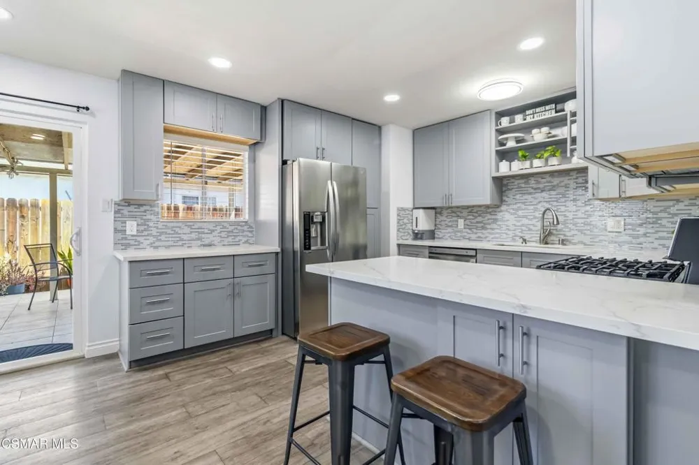 960 Ventura Avenue Simi Valley, CA 93065