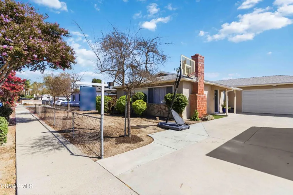 960 Ventura Avenue Simi Valley, CA 93065