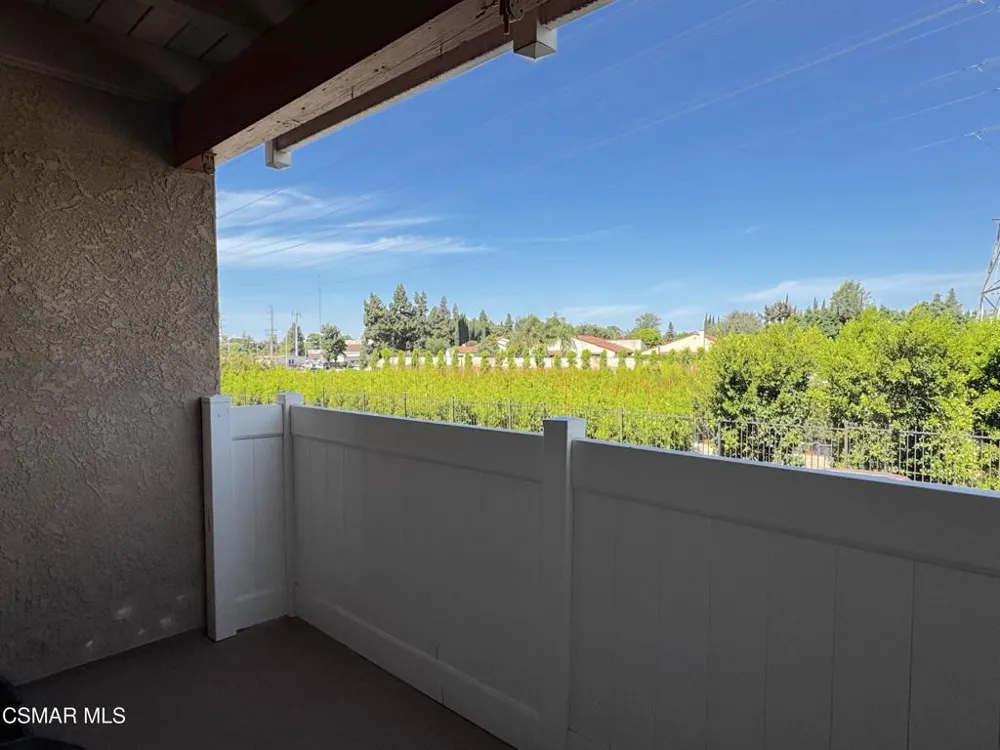 10331 Lindley Avenue #132 Porter Ranch, CA 91326