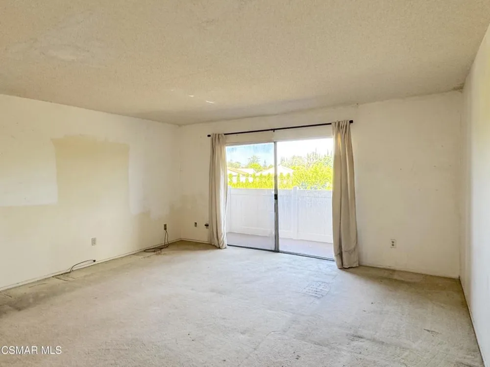 10331 Lindley Avenue #132 Porter Ranch, CA 91326