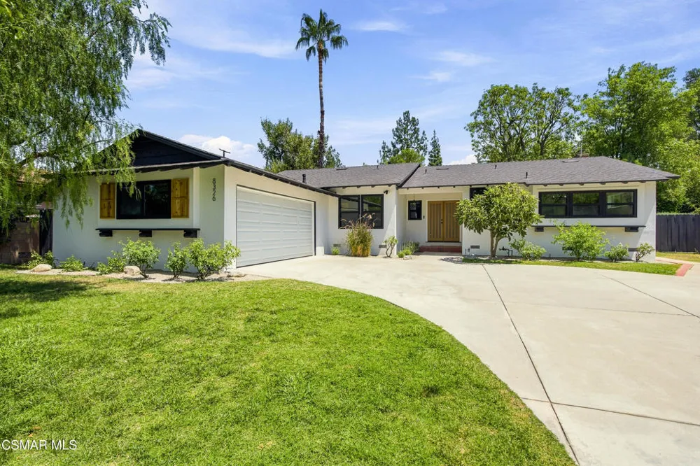 8326 Fable Avenue West Hills, CA 91304