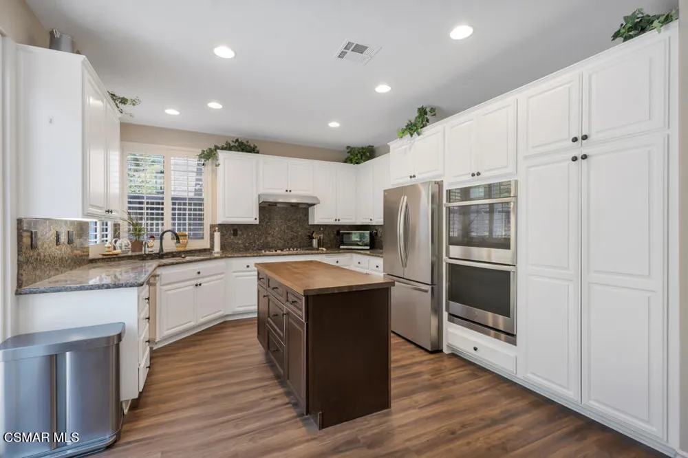 2885 Blazing Star Drive Thousand Oaks, CA 91362