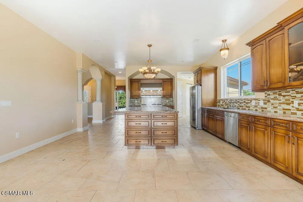 798 S Ventura Street Fillmore, CA 93015