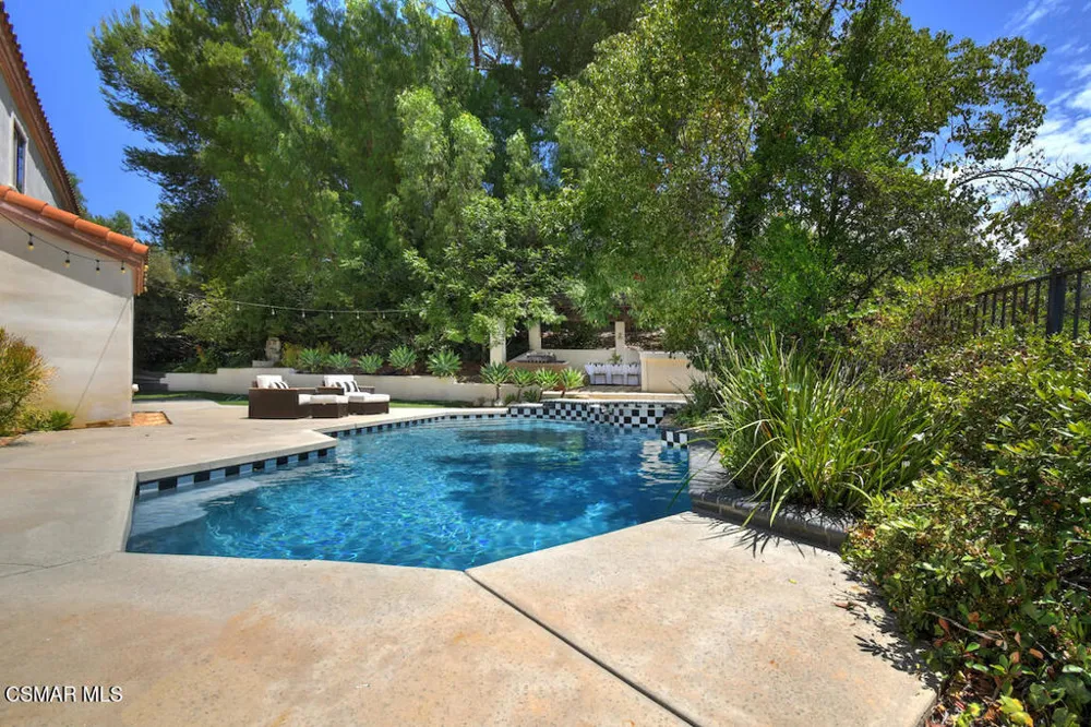 5536 Easterly Road Agoura Hills, CA 91301