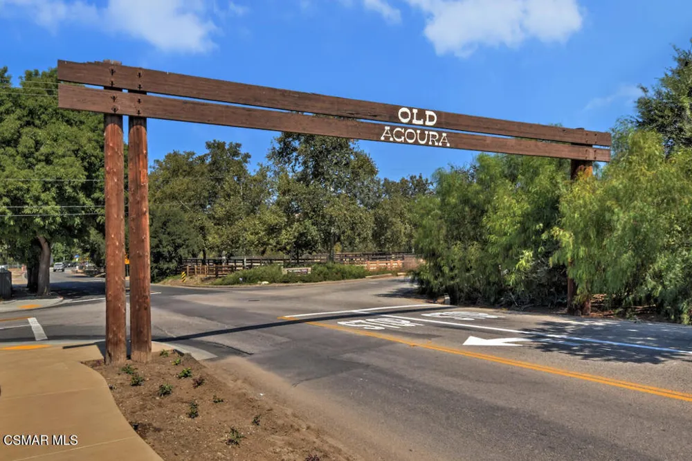 5536 Easterly Road Agoura Hills, CA 91301