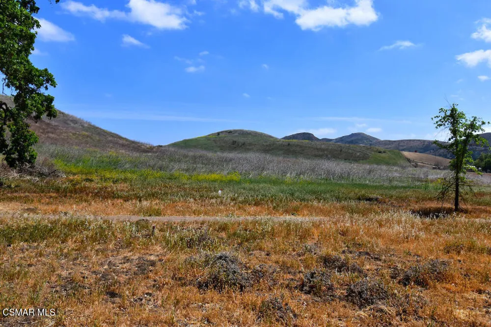 5536 Easterly Road Agoura Hills, CA 91301