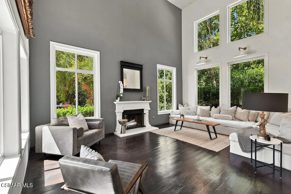 5536 Easterly Road Agoura Hills, CA 91301