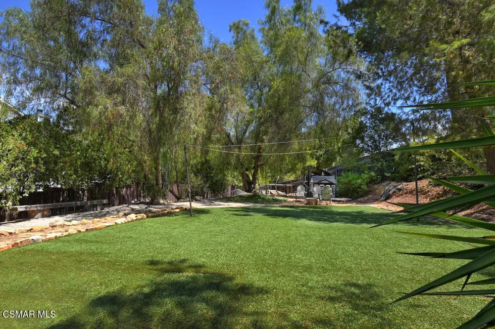 5536 Easterly Road Agoura Hills, CA 91301