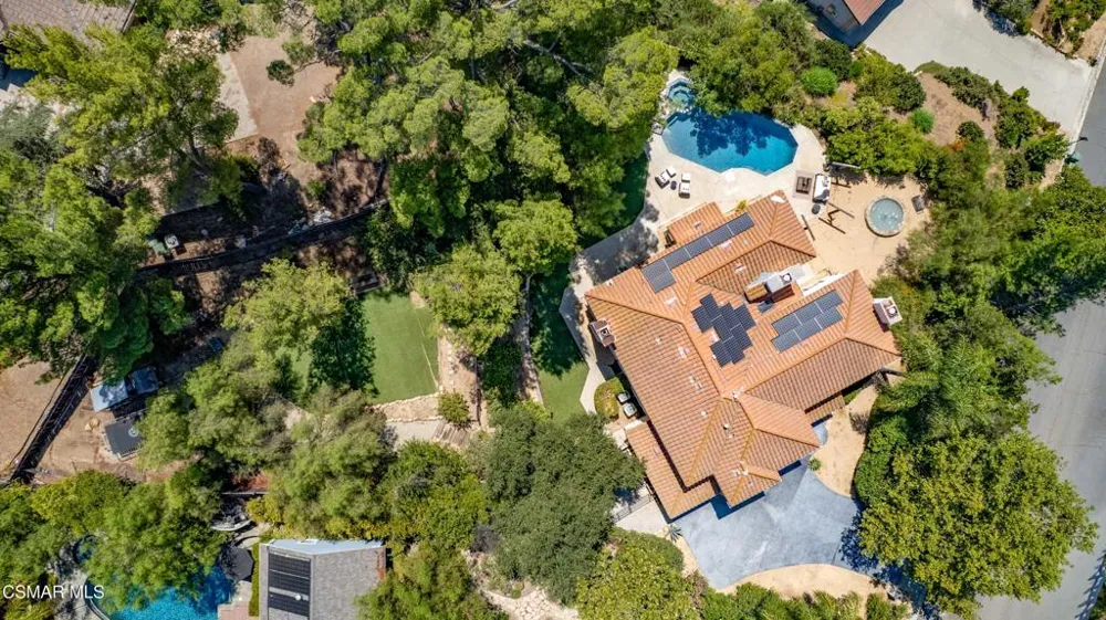 5536 Easterly Road Agoura Hills, CA 91301