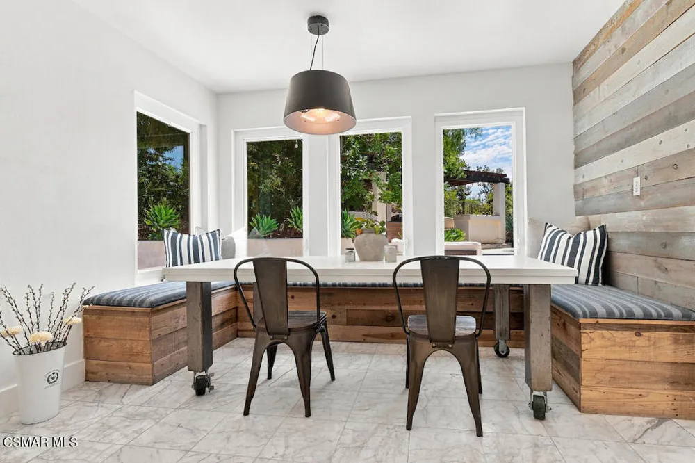 5536 Easterly Road Agoura Hills, CA 91301
