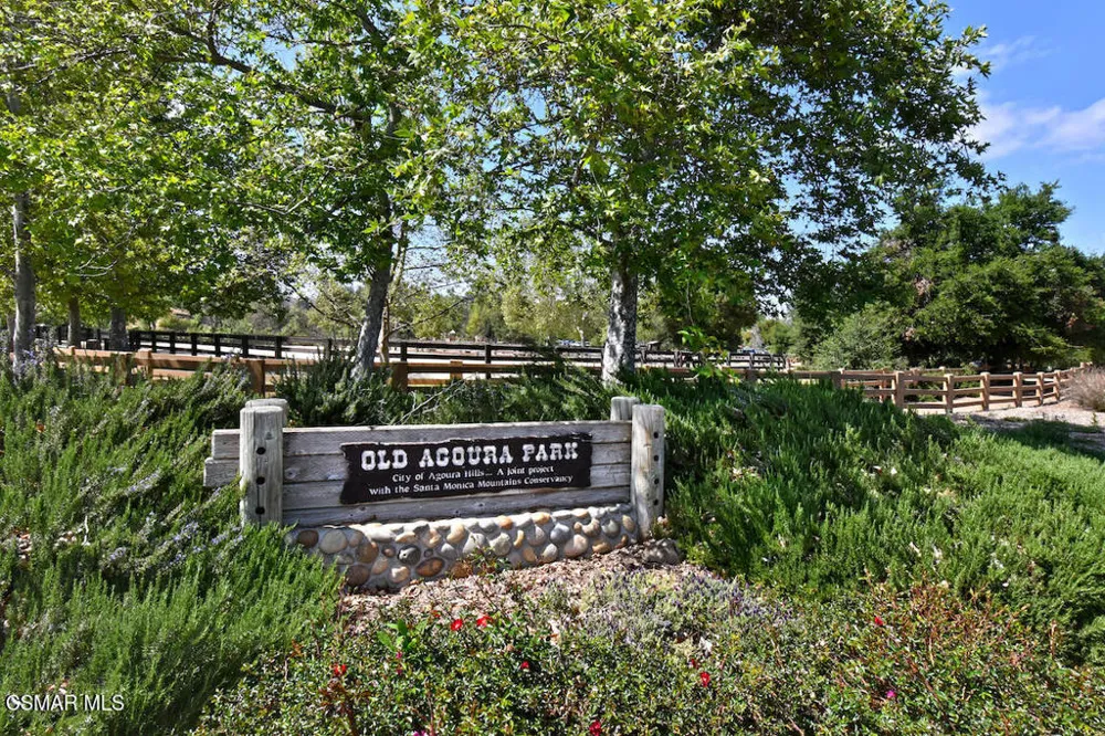 5536 Easterly Road Agoura Hills, CA 91301