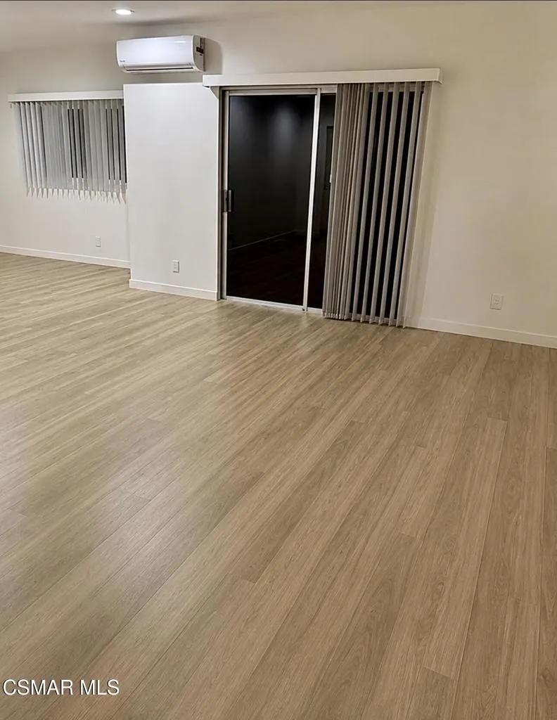 5400 Newcastle Avenue #68 Encino, CA 91316
