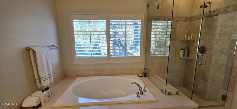 2792 Sandhurst Avenue Thousand Oaks, CA 91362