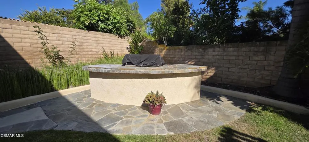 2792 Sandhurst Avenue Thousand Oaks, CA 91362