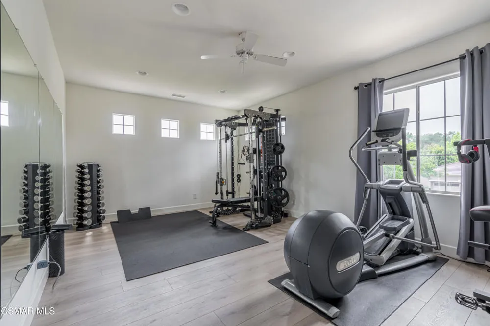 5314 Via Dolores Newbury Park, CA 91320