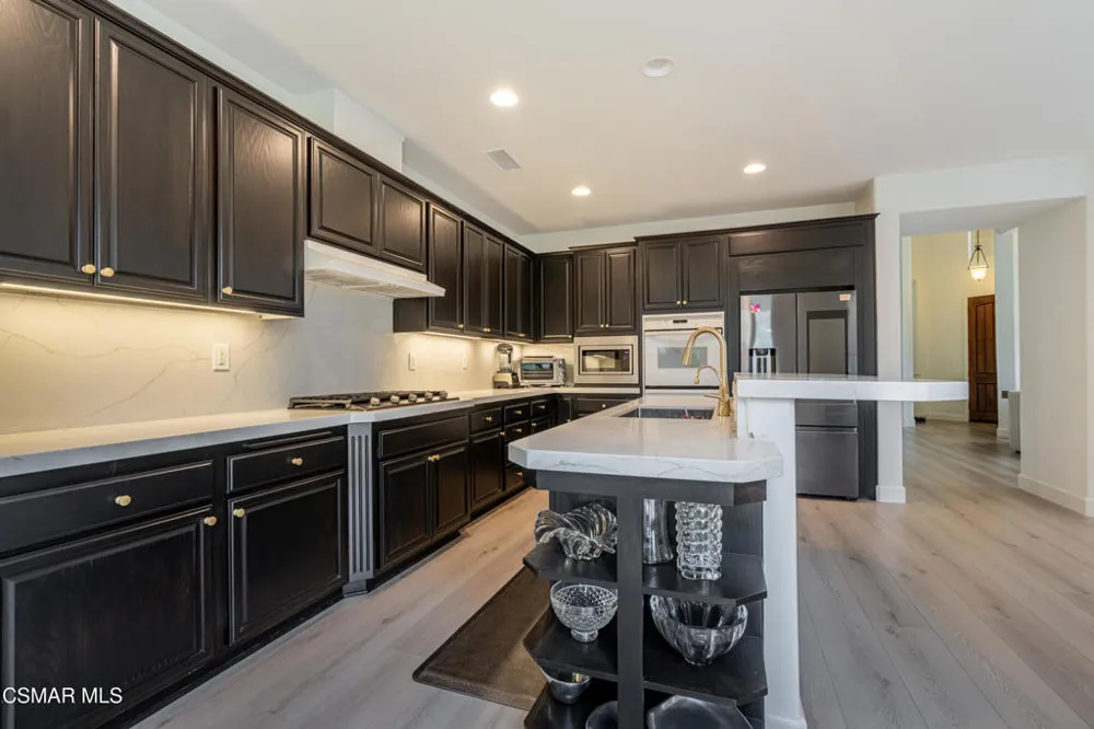5314 Via Dolores Newbury Park, CA 91320