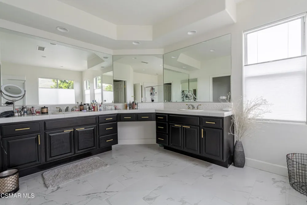5314 Via Dolores Newbury Park, CA 91320