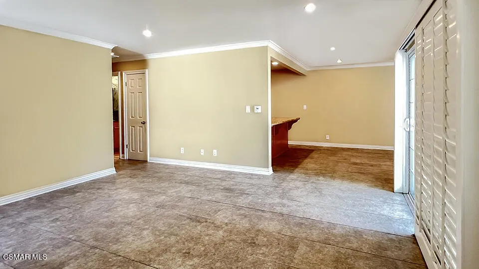 6501 Vanalden Avenue #6 Reseda, CA 91335