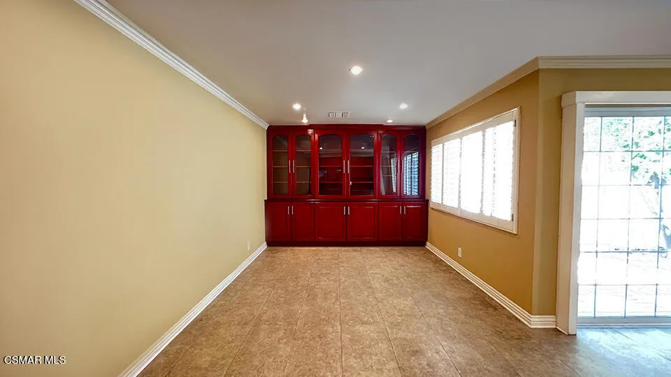 6501 Vanalden Avenue #6 Reseda, CA 91335