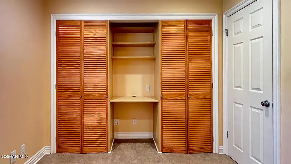 6501 Vanalden Avenue #6 Reseda, CA 91335