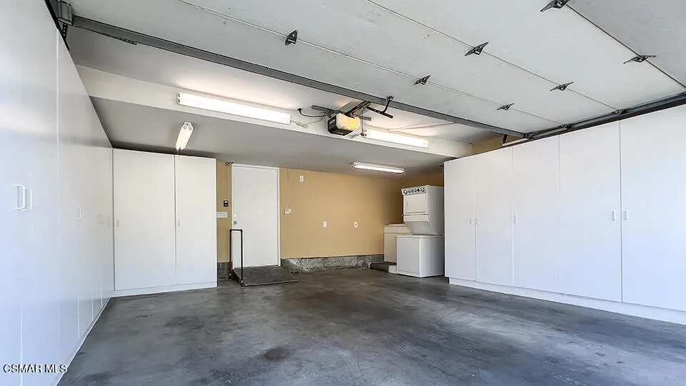 6501 Vanalden Avenue #6 Reseda, CA 91335
