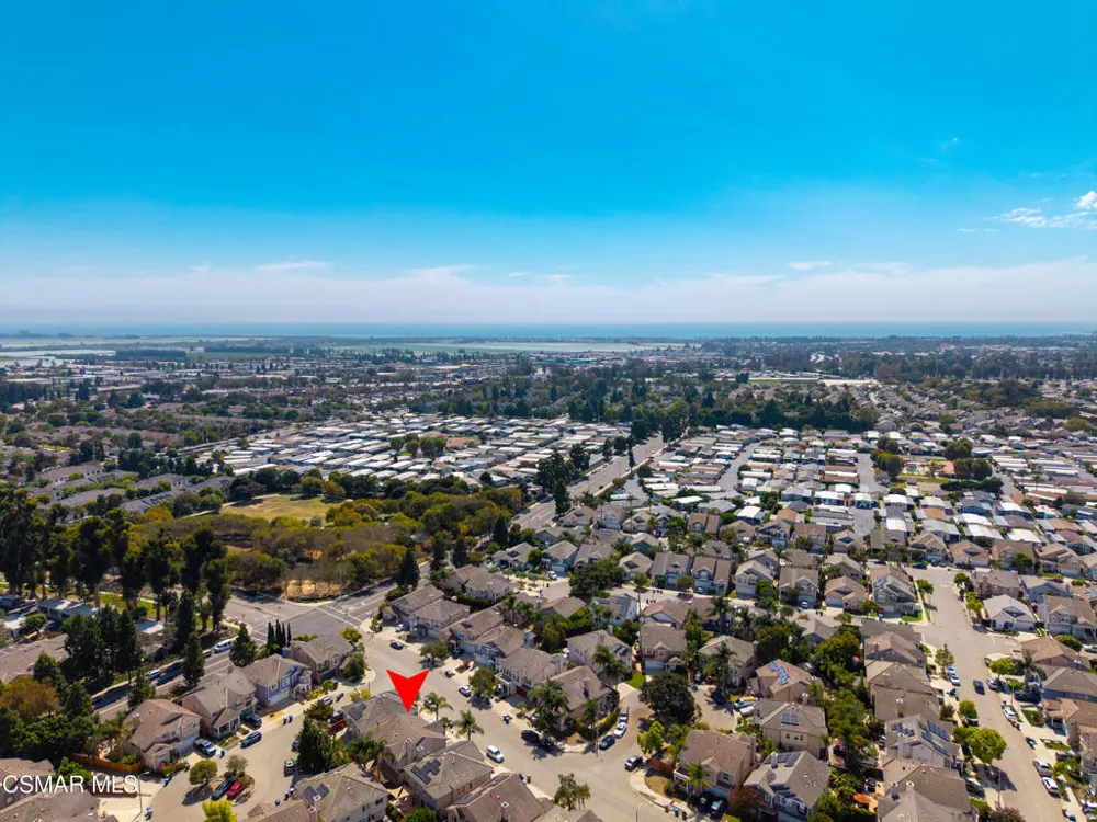 764 Saratoga Avenue Ventura, CA 93003
