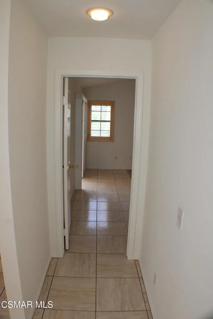 704 Wind Willow Way Simi Valley, CA 93065