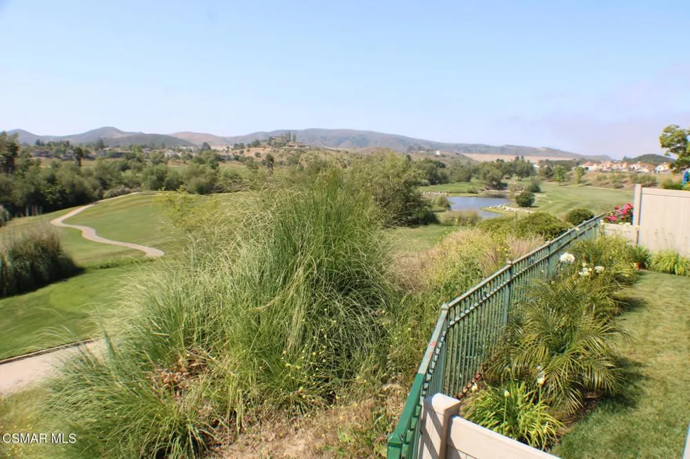 704 Wind Willow Way Simi Valley, CA 93065