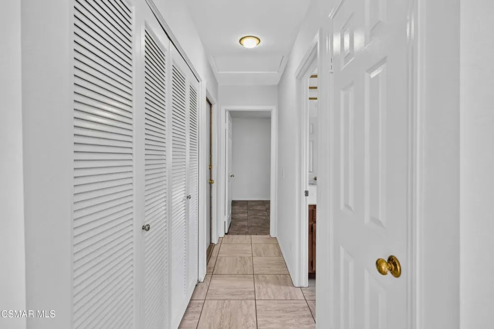 704 Wind Willow Way Simi Valley, CA 93065