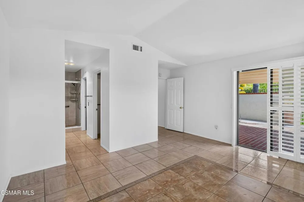 704 Wind Willow Way Simi Valley, CA 93065