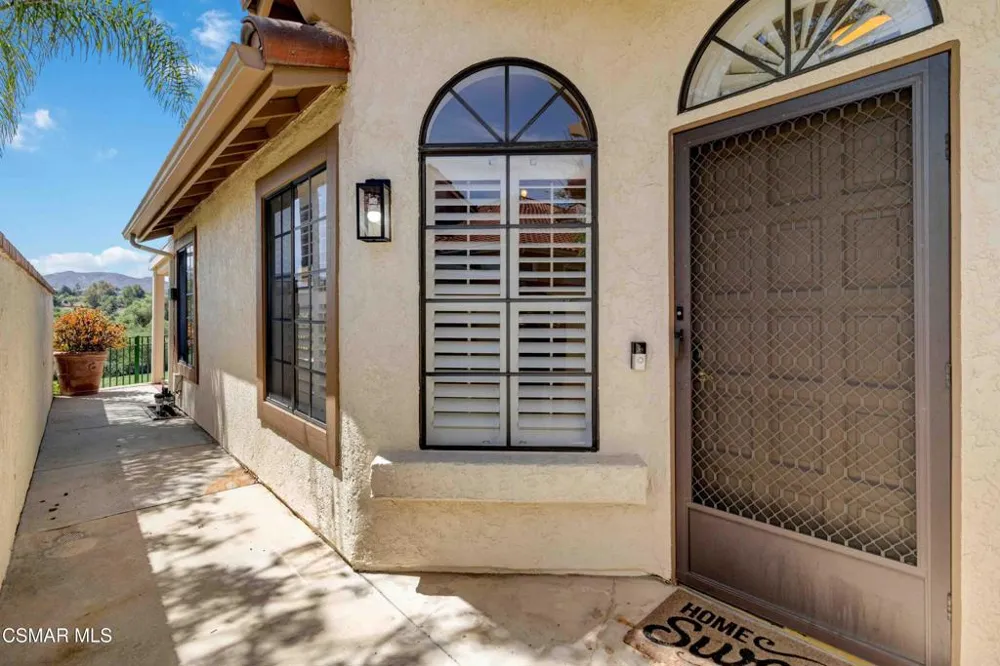 704 Wind Willow Way Simi Valley, CA 93065