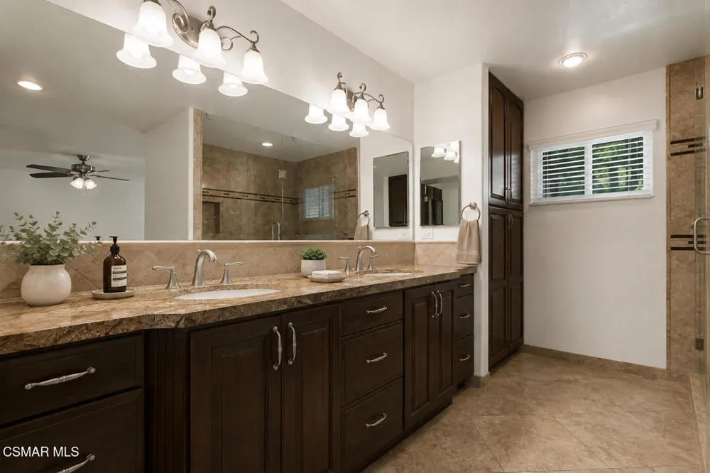 1450 Calle Avellano Thousand Oaks, CA 91360