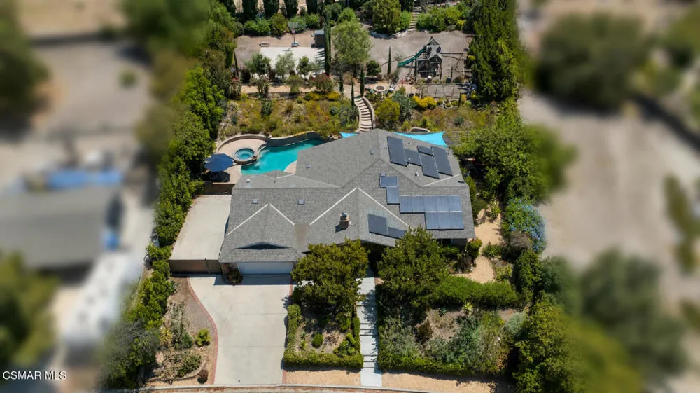 1450 Calle Avellano Thousand Oaks, CA 91360